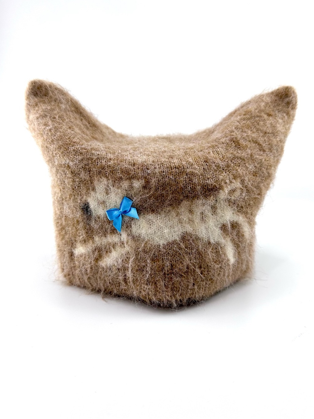 NWT Urban Outfitters Mylo Fawn Fuzzy Animal Ear Beanie Brown Blue Bow